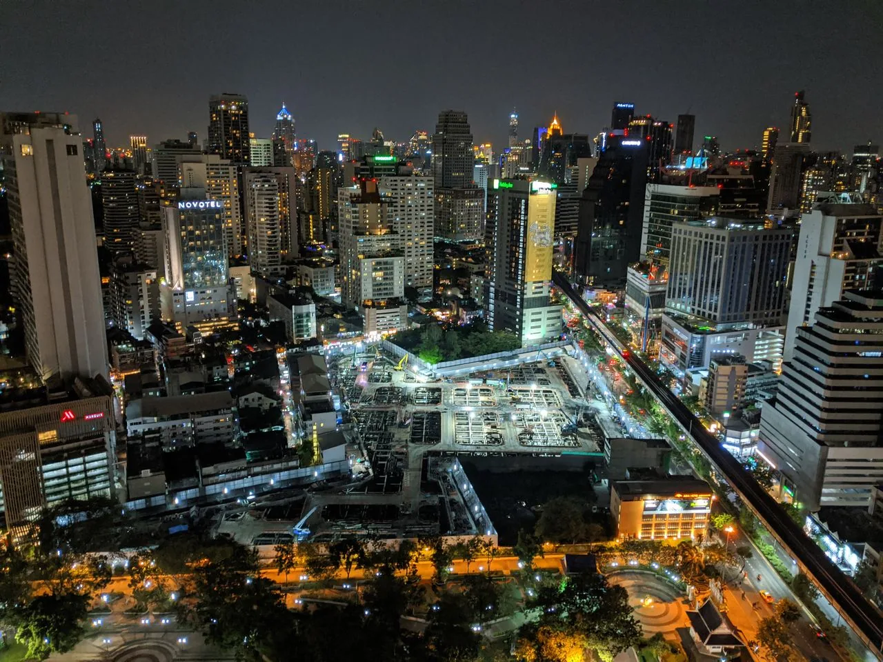Bangkok skyline at dusk, where to stay in Bangkok for food allergy travelers