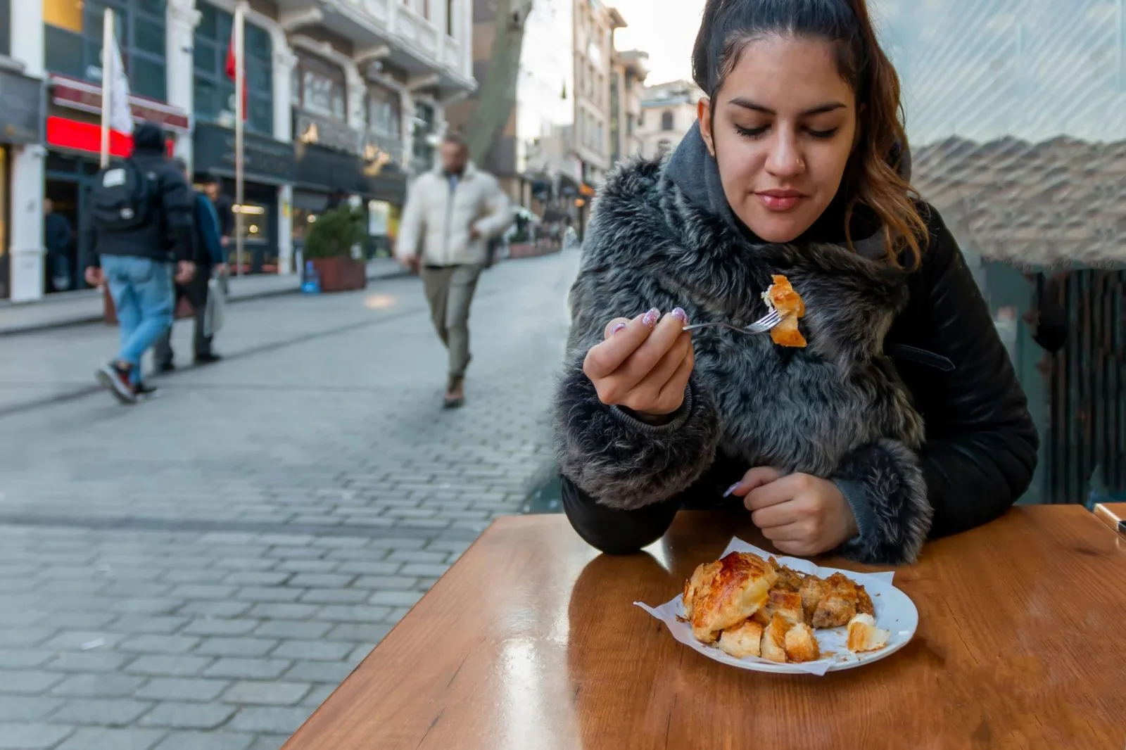 Istanbul street food scene: Turkey food allergy travel hub